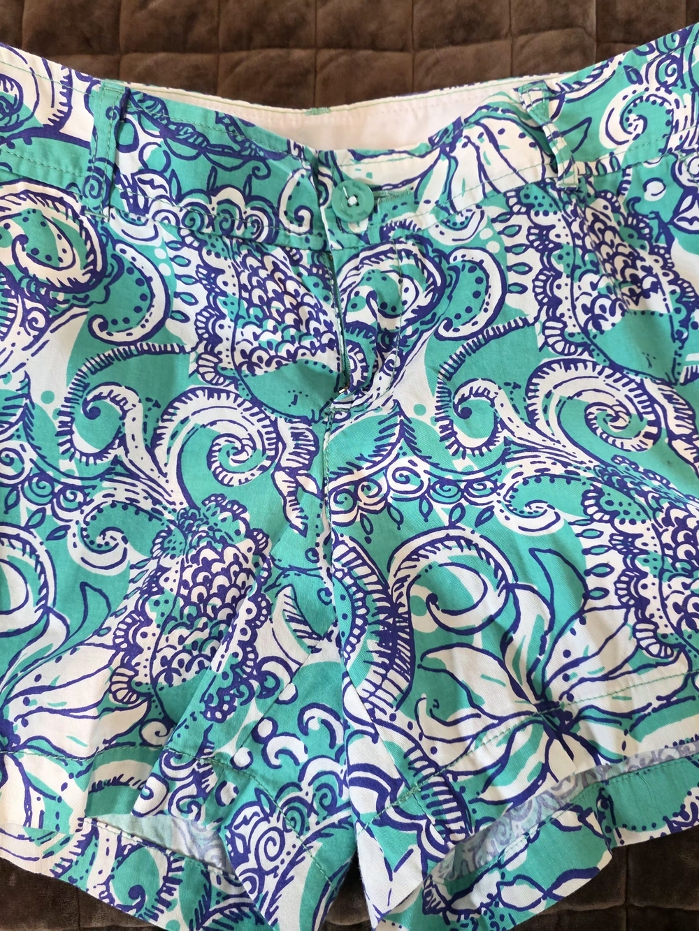 Lilly Pulitzer Turquoise, Navy & White Seahorse Bermuda Shorts. CALLAHAN Style